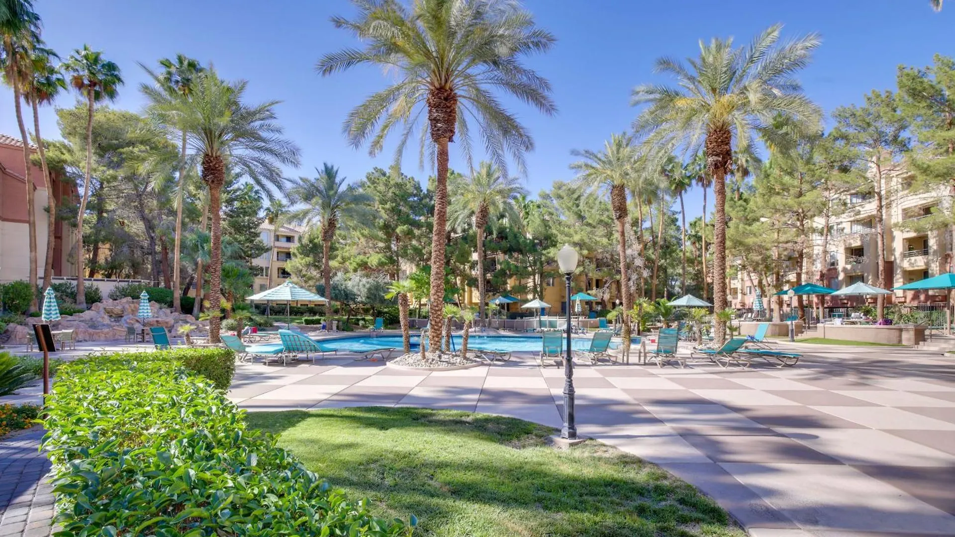 アパート Walk To Las Vegas Strip Modern Condo With Patio!