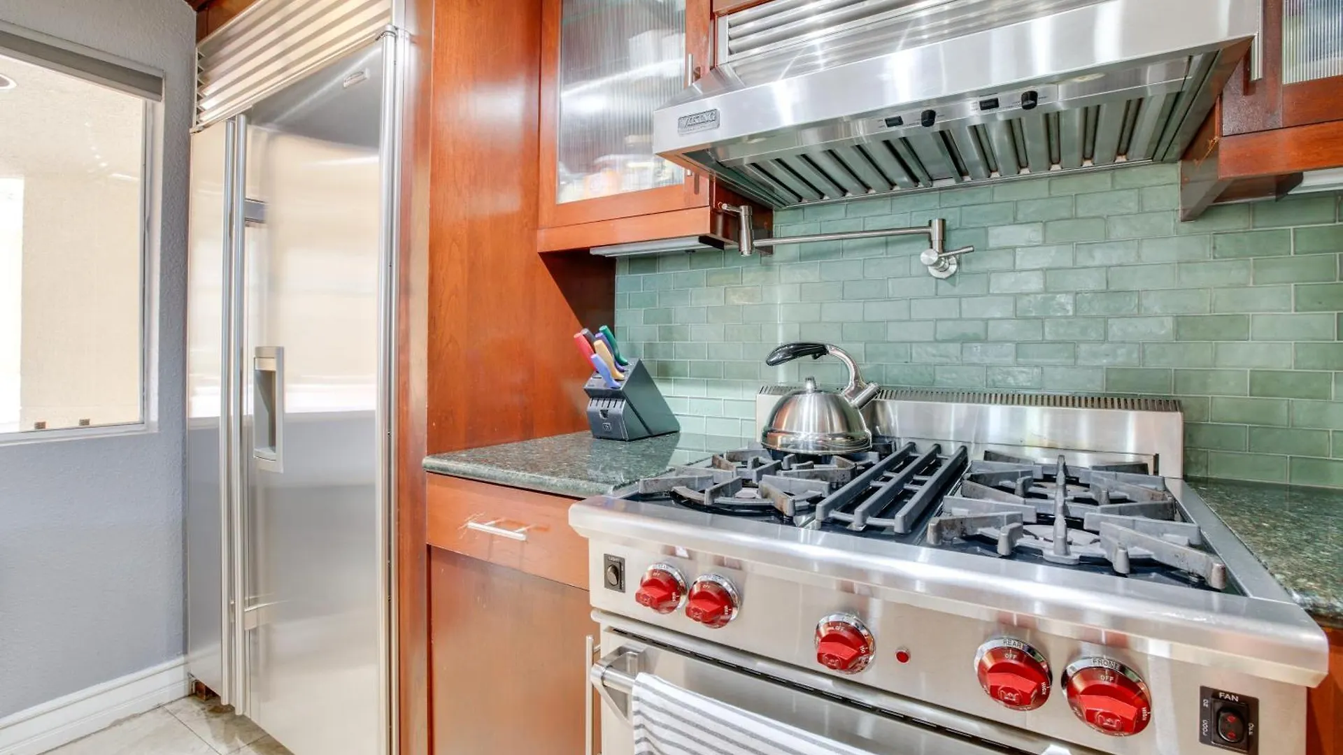 Walk To Las Vegas Strip Modern Condo With Patio! Lejlighed